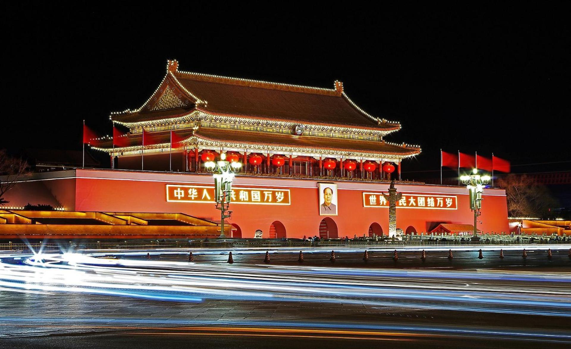 Nostalgia Hotel Beijing Guozijian Ghost Street - Near Beijing Lama Temple, Beihai Park, Jingshan Park, Drum Tower, Houhai Bar Street, Tian'Anmen Square, Located In Beijing Traditional Hutongs, 5 Minutes Away From Beixinqiao Metro Station Exterior photo