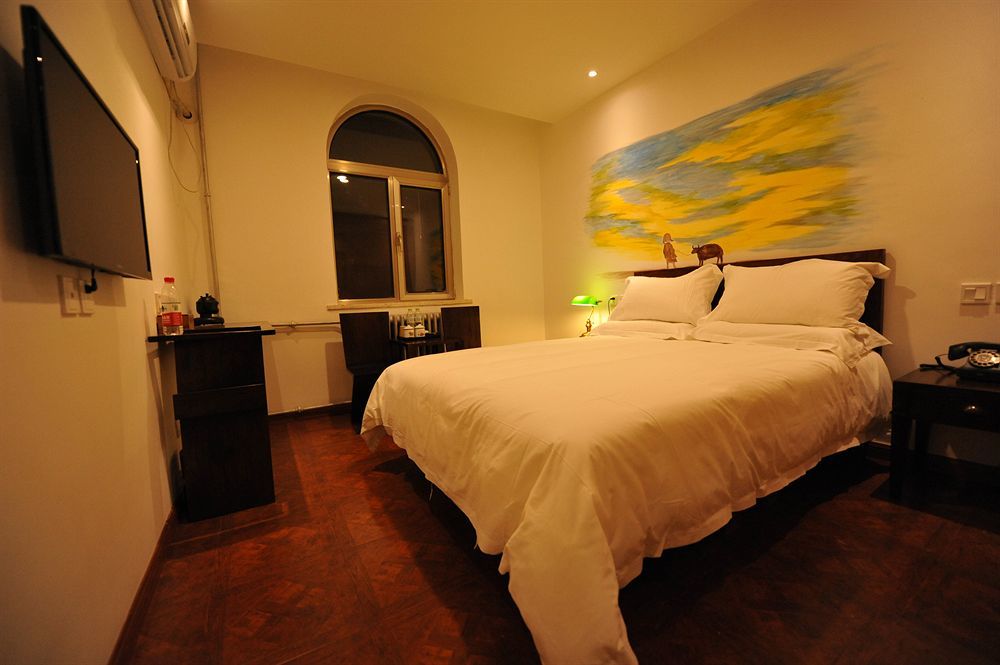 Nostalgia Hotel Beijing Guozijian Ghost Street - Near Beijing Lama Temple, Beihai Park, Jingshan Park, Drum Tower, Houhai Bar Street, Tian'Anmen Square, Located In Beijing Traditional Hutongs, 5 Minutes Away From Beixinqiao Metro Station Exterior photo